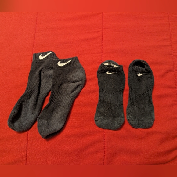 Nike Socks-Bundle Of 2 Pairs - Picture 1 of 5